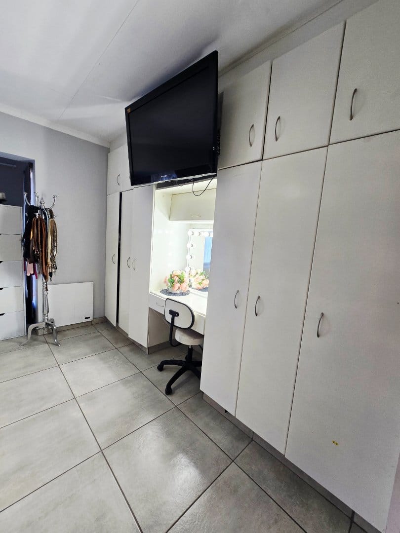 3 Bedroom Property for Sale in Flamwood North West